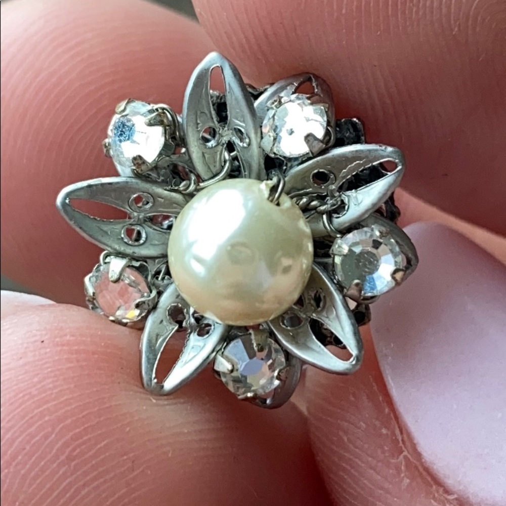 Miriam Haskell Pearl Studs - image 3